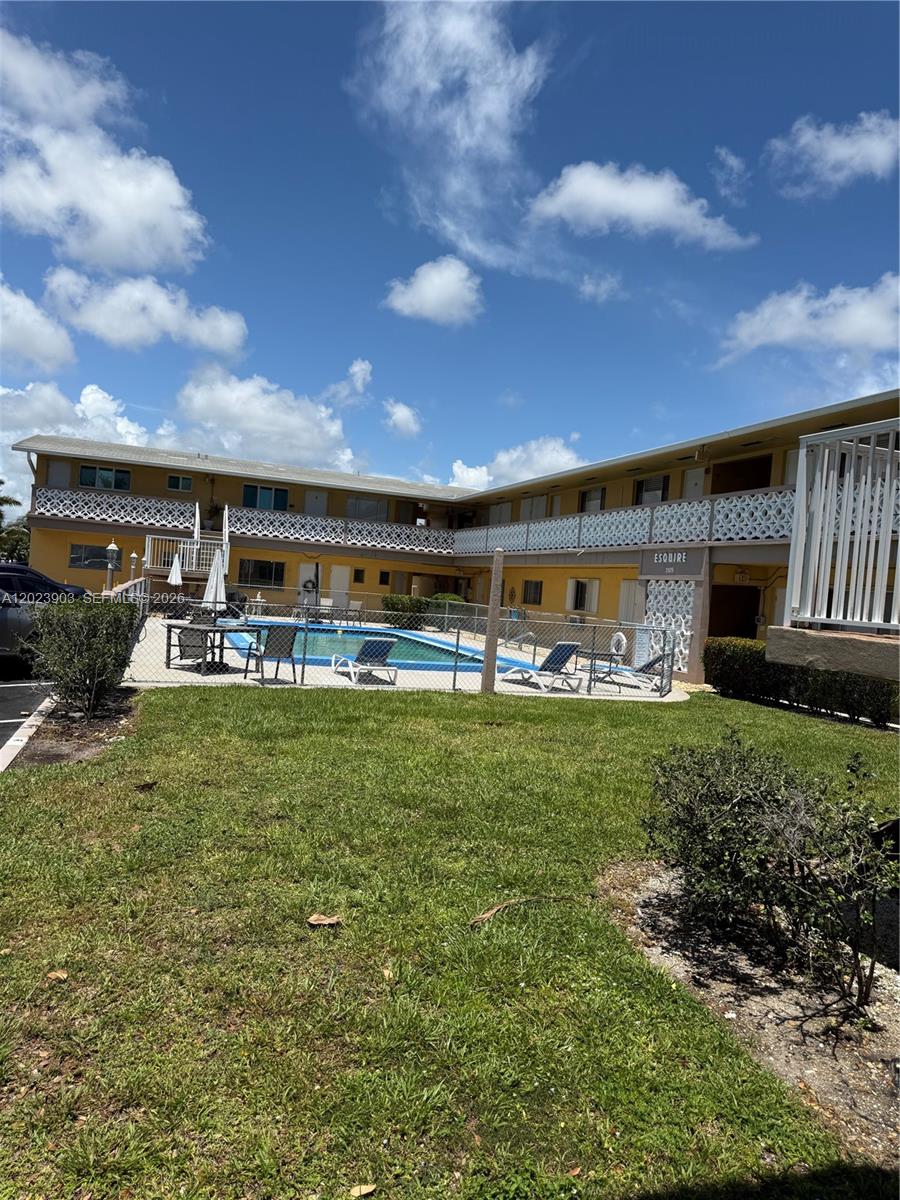 3525 Polk St # 7, Hollywood FL 33021