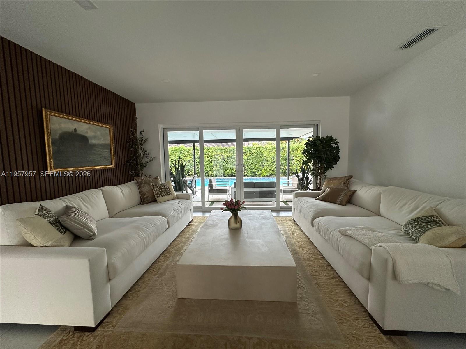 1915 NE 213th Ter, Miami FL 33179