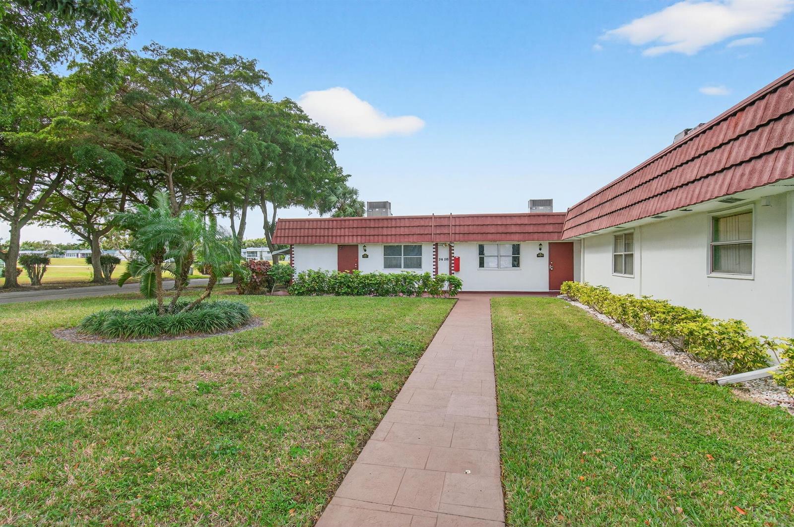 213 Waterford I, Delray Beach FL 33446