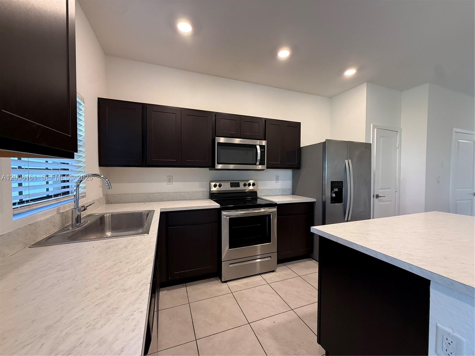 731 SW 11th St, Florida City FL 33034