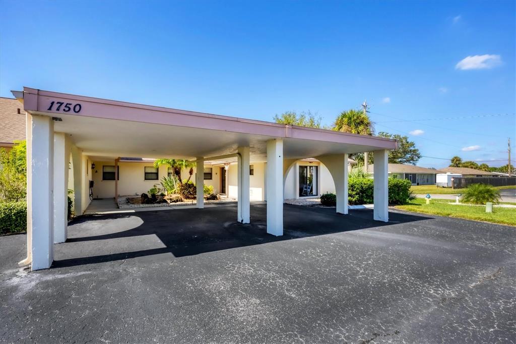 1750 LAKE PLACE UNIT 1750-B