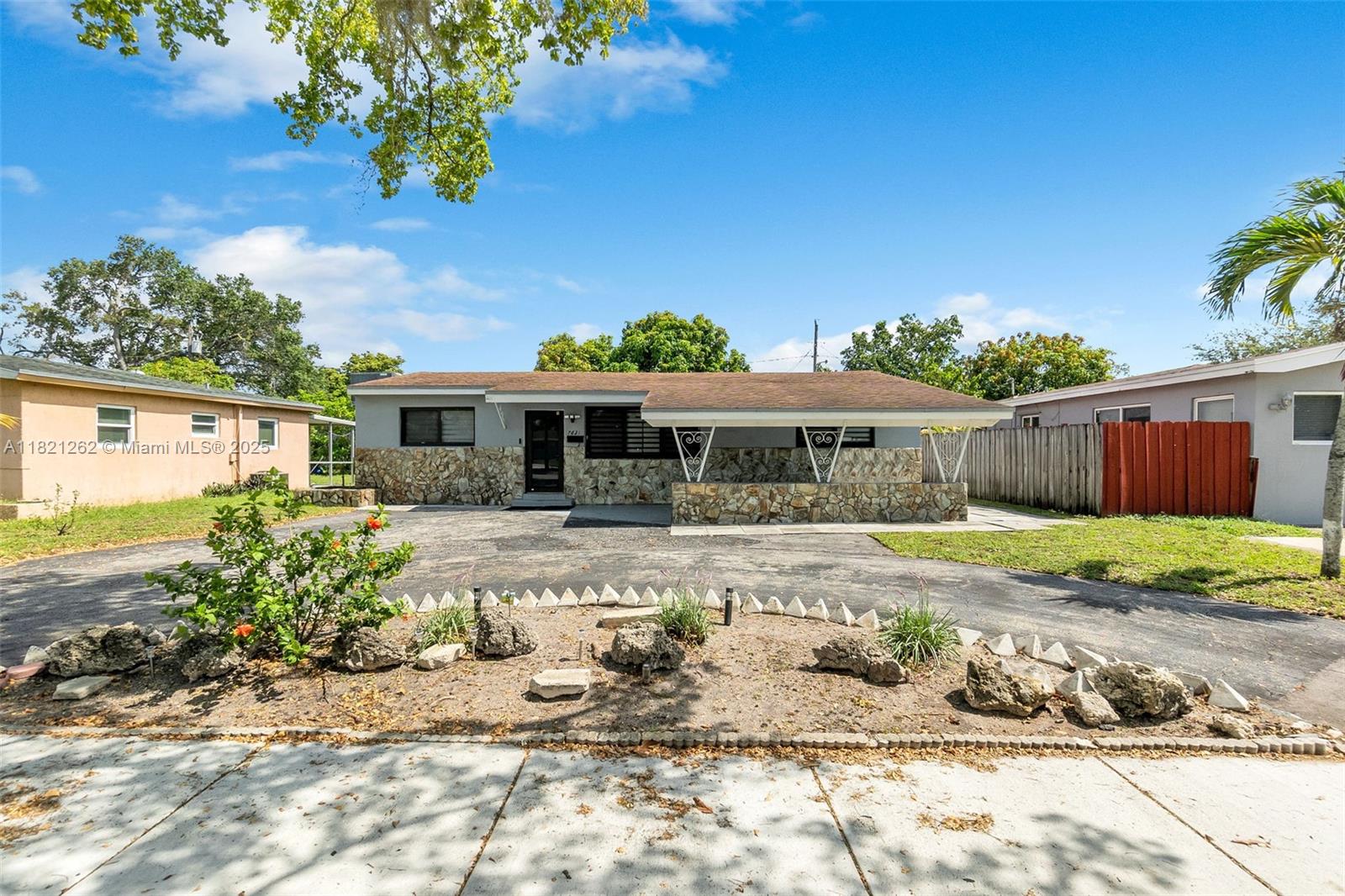 7631 Miramar Pkwy, Miramar FL 33023