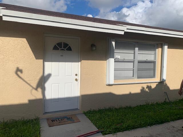 933 Francis Street, West Palm Beach FL 33405