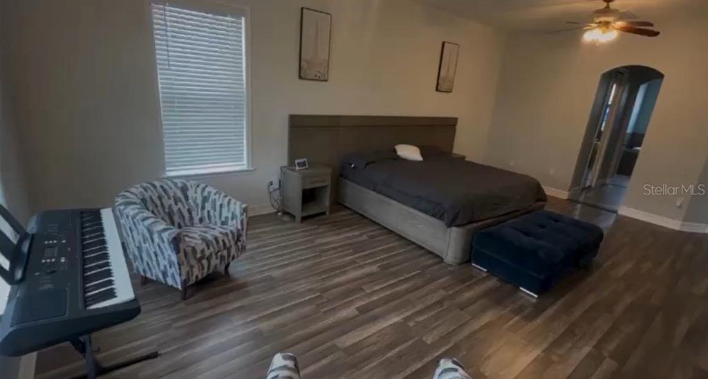 24920 SE HIGHWAY 450, UMATILLA, FL — photo 5 of 10