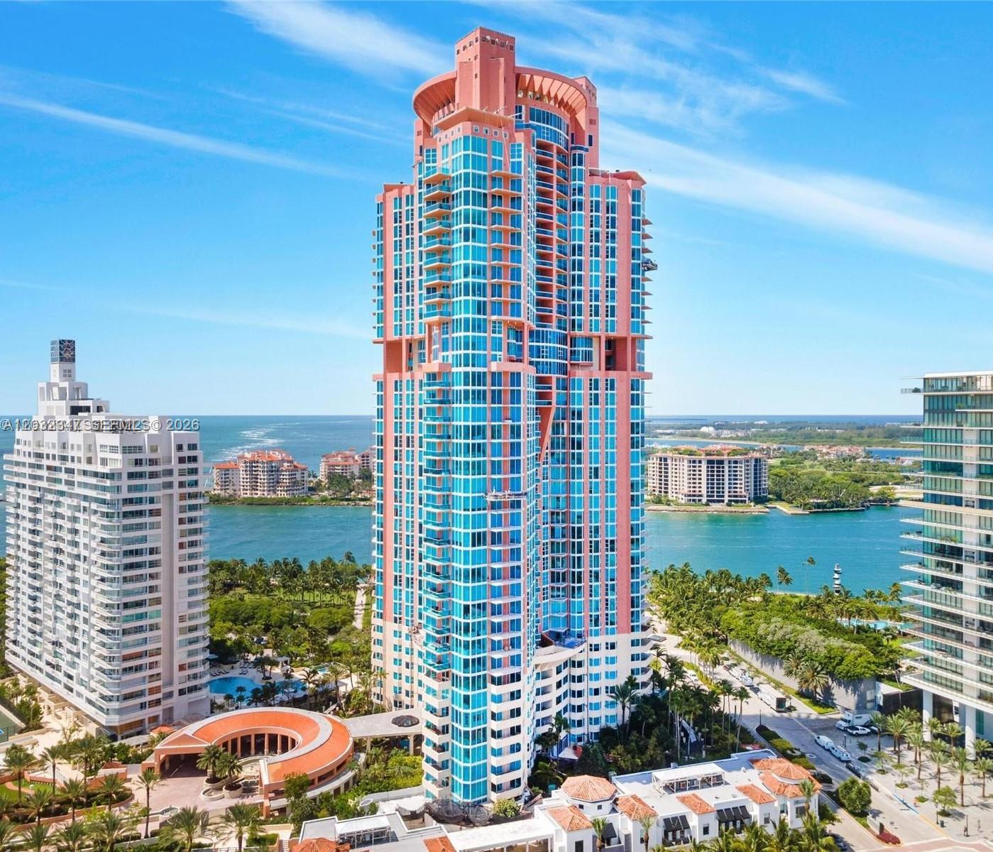 300 S Pointe Dr # 908, Miami Beach FL 33139