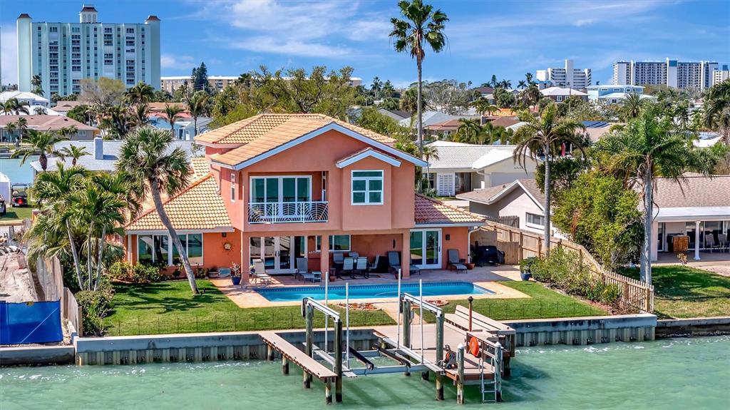 6361 4TH PALM POINT