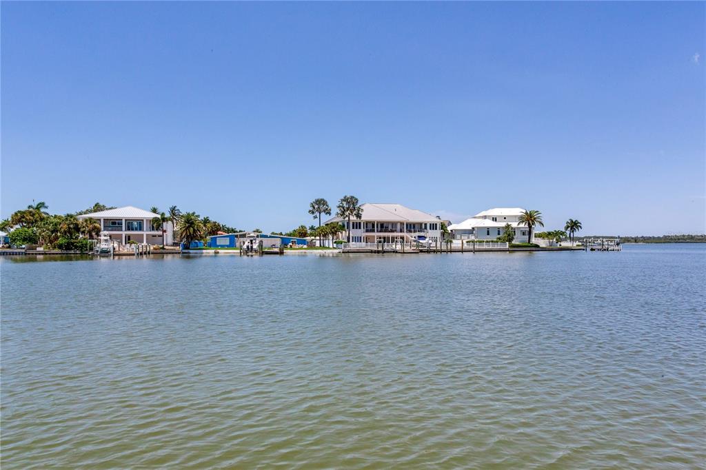 16458 REDINGTON DRIVE, REDINGTON BEACH, FL — photo 4 of 30