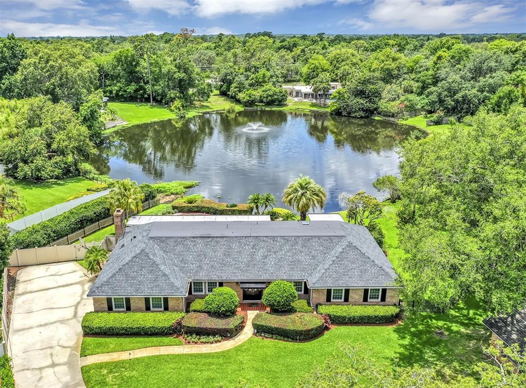 400 TIMBERCOVE PLACE