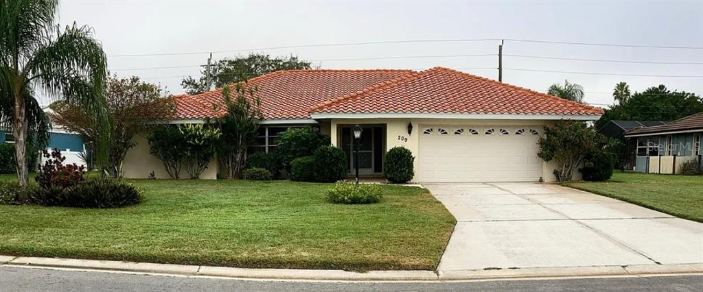 209 MATISSE CIRCLE