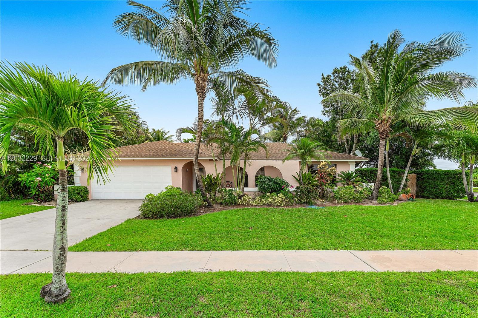 1586 Old Cypress Trl # 1, Wellington FL 33414