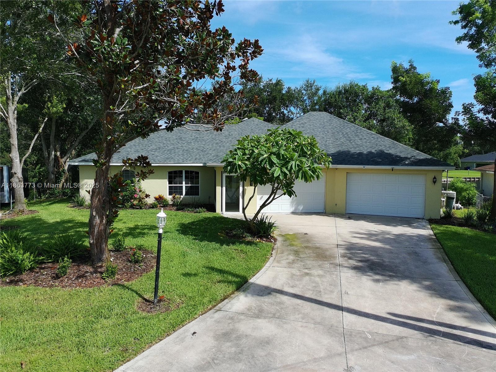 820 Shamrock Drive, Sebring FL 33875