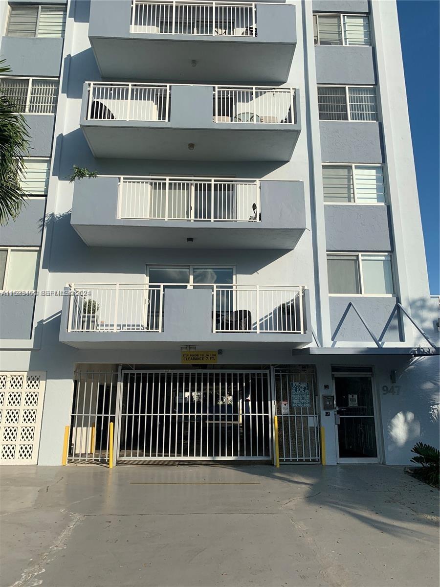947 Lenox Ave # 204, Miami Beach FL 33139