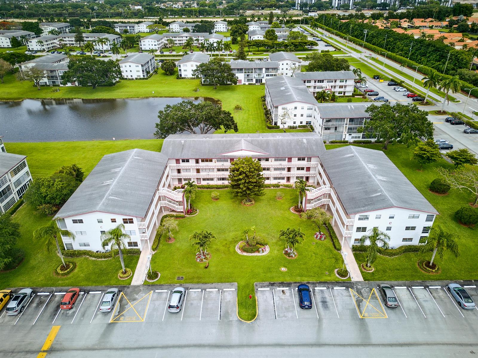 96 Fanshaw C, Boca Raton FL 33434