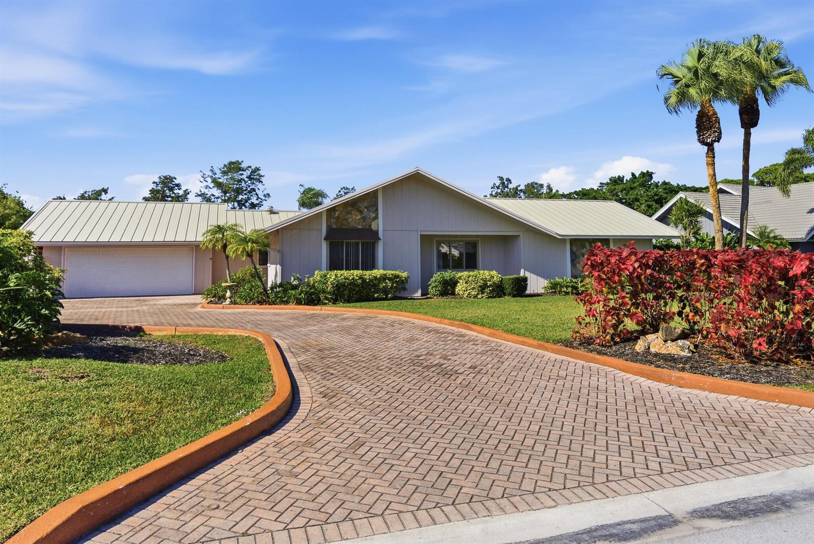 5151 SE Burning Tree Circle, Stuart FL 34997