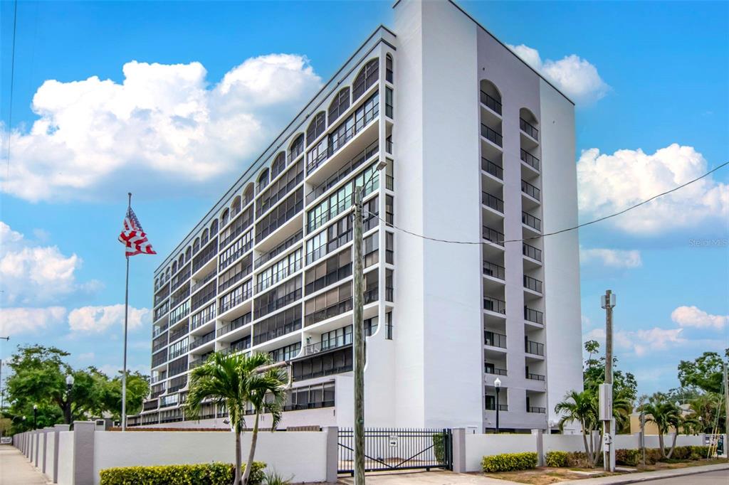 3211 W SWANN AVENUE UNIT 806