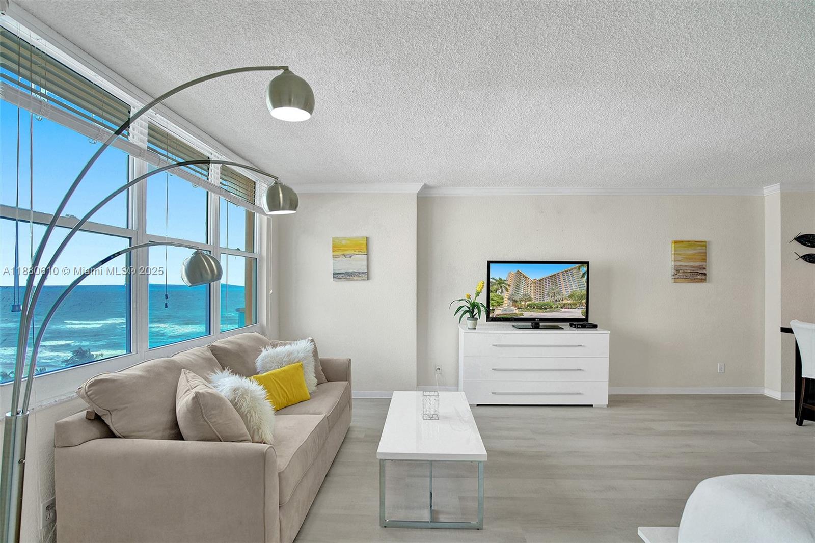 2501 S Ocean Dr, Hollywood FL 33019