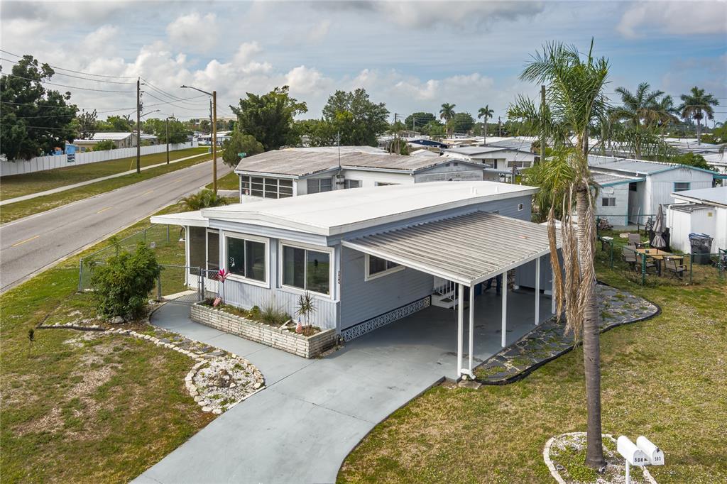 504 50TH AVENUE DR W, BRADENTON, FL — photo 2 of 14