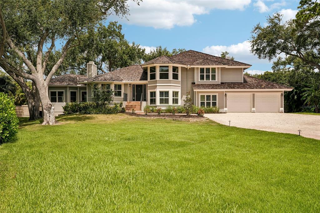 1675 LANDINGS LANE