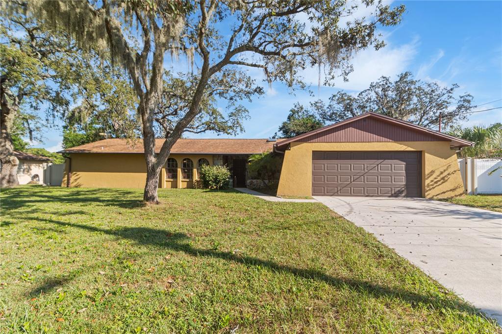 7132 WRENWOOD CIRCLE
