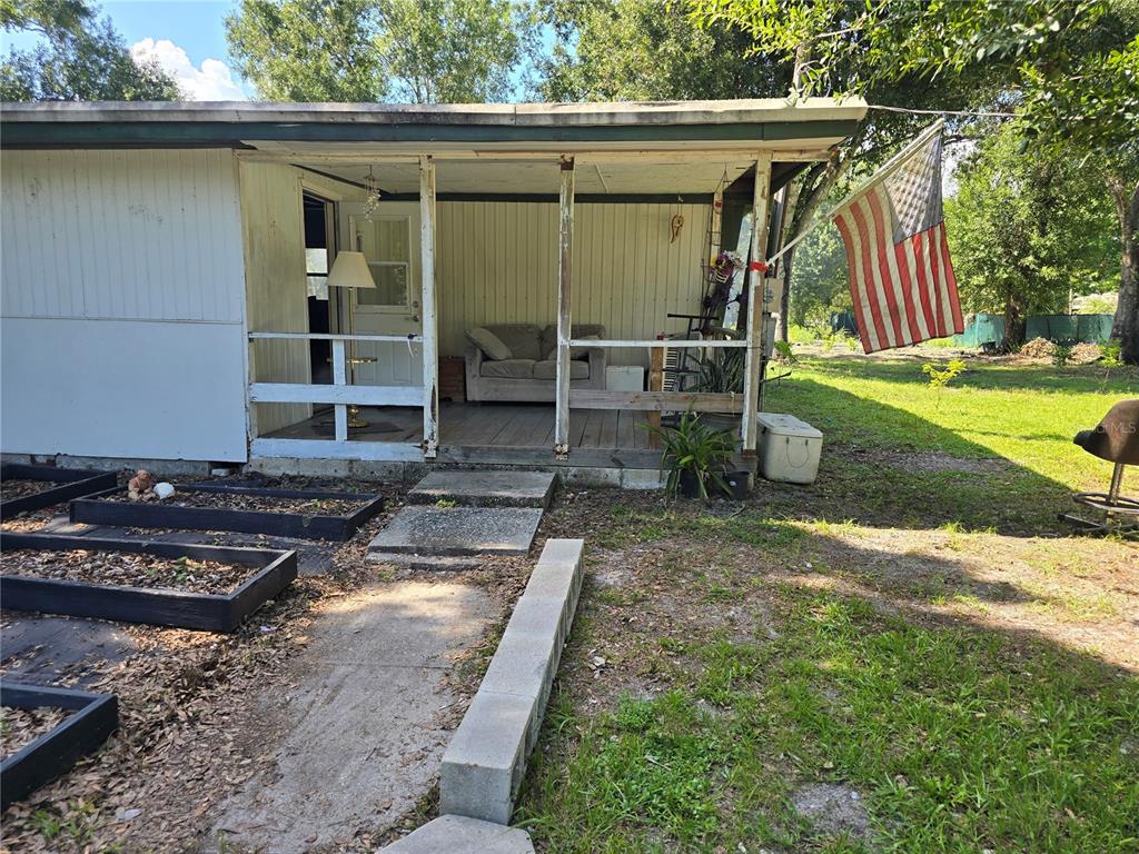 5302 SWAYING PALM DRIVE