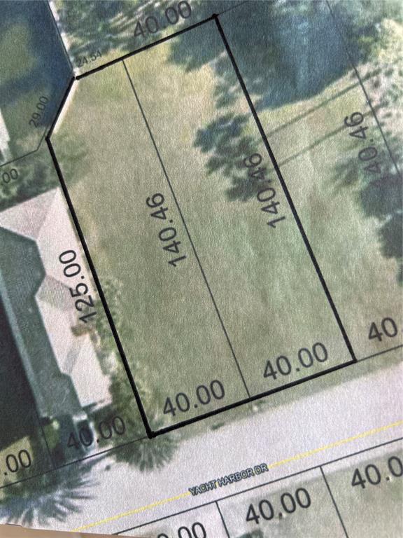 This is a map showing two rectangular residential lots along Yacht Harbor Drive — 237 and 239 YACHT HARBOR DR, PALM COAST, FL