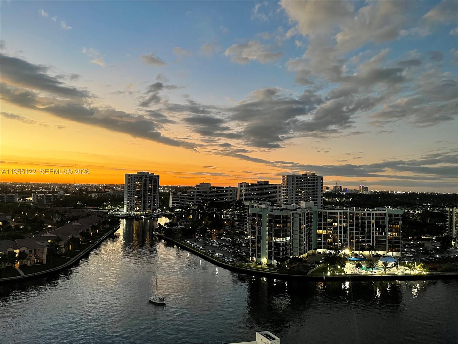 3800 S Ocean Dr # 1725, Hollywood FL 33019