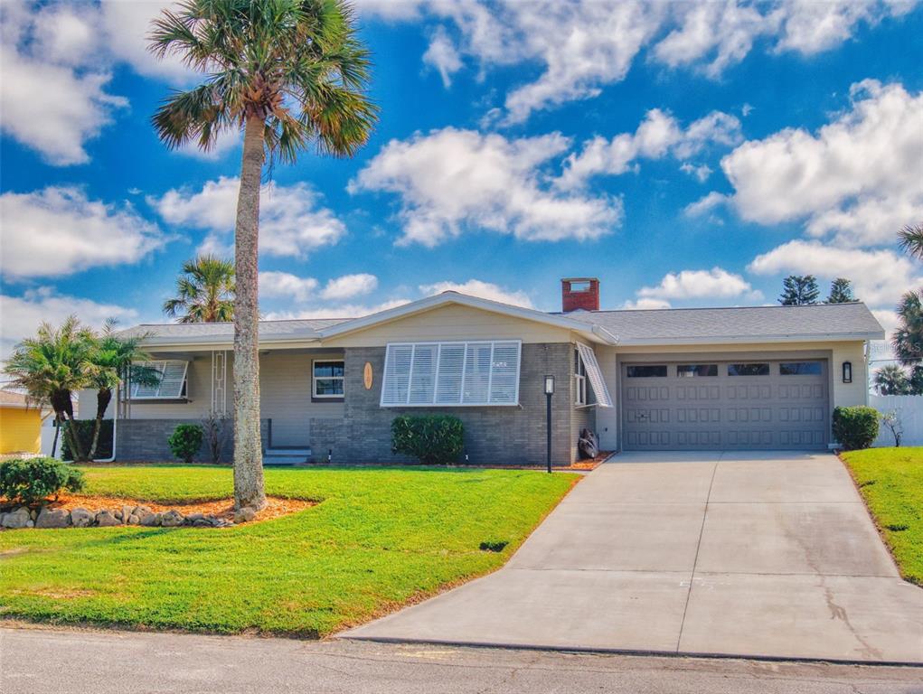 18 SILK OAKS DRIVE