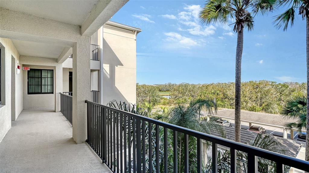 17510 GAWTHROP DRIVE UNIT 308, BRADENTON, FL — photo 3 of 30
