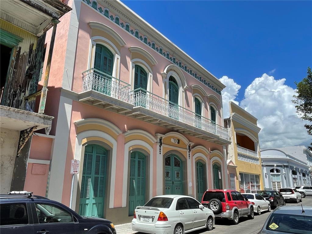 31-33 MARINA STREET