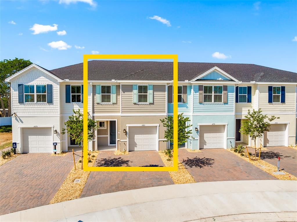1685 KENDALL POINTE PLACE