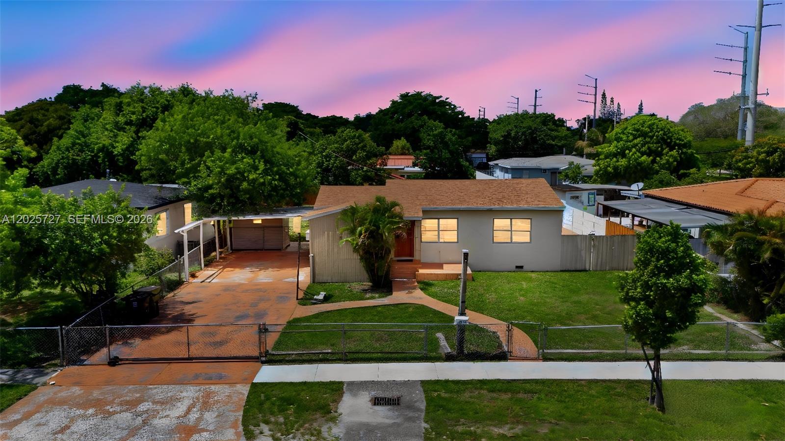 1375 NE 130th St, North Miami FL 33161