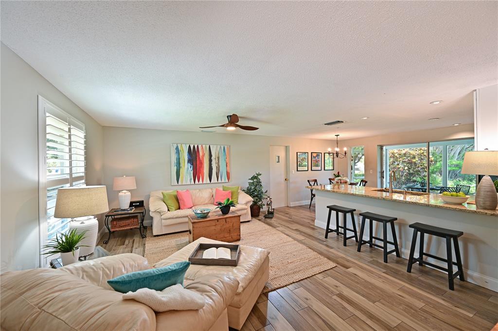 3472 QUEENS STREET, SARASOTA, FL — photo 3 of 30