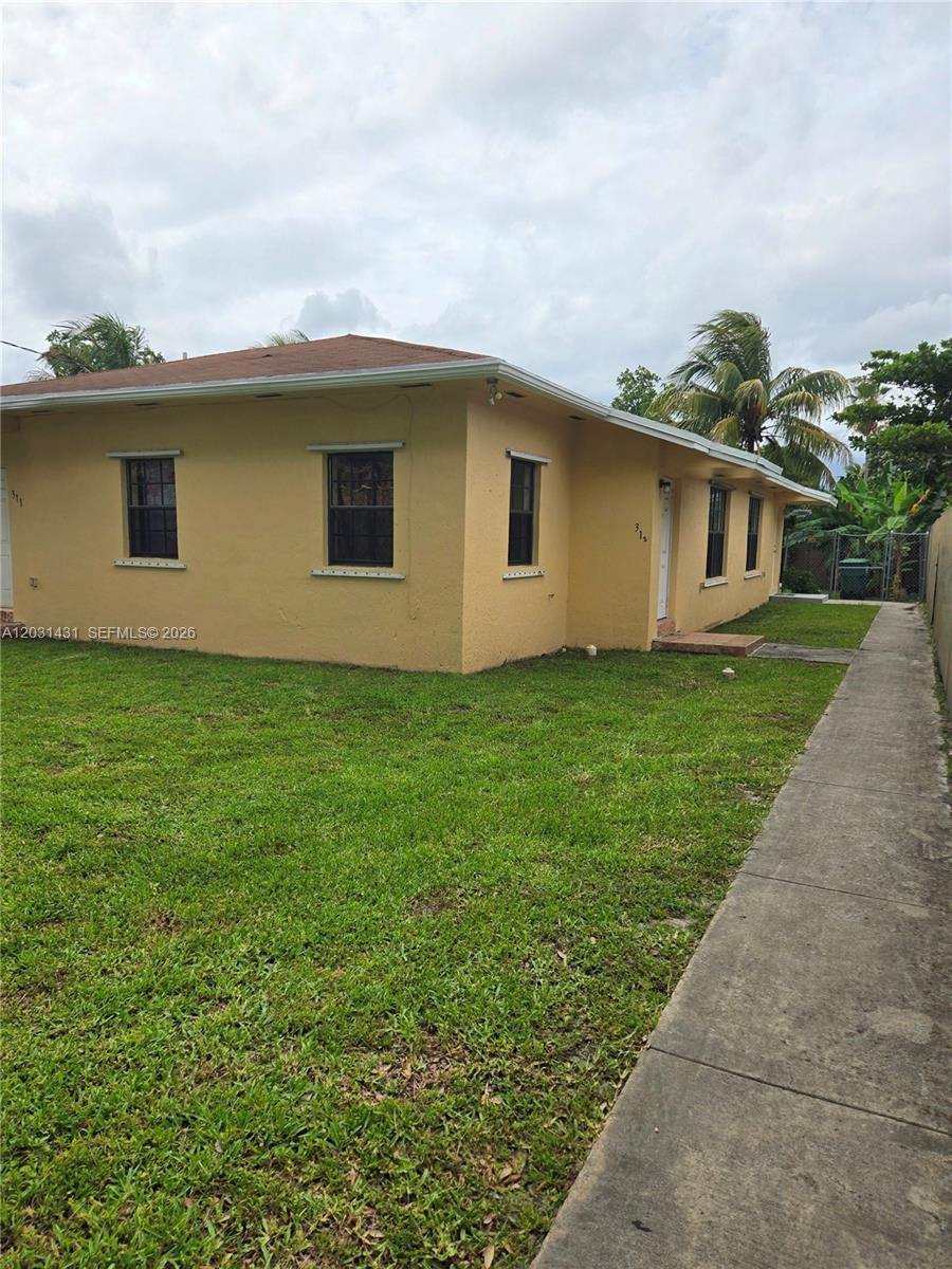 313 NW 97th St # 313, Miami FL 33150