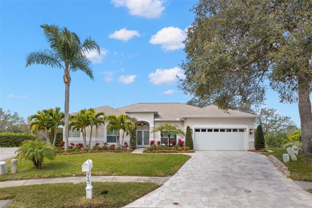 723 WATERSIDE COURT