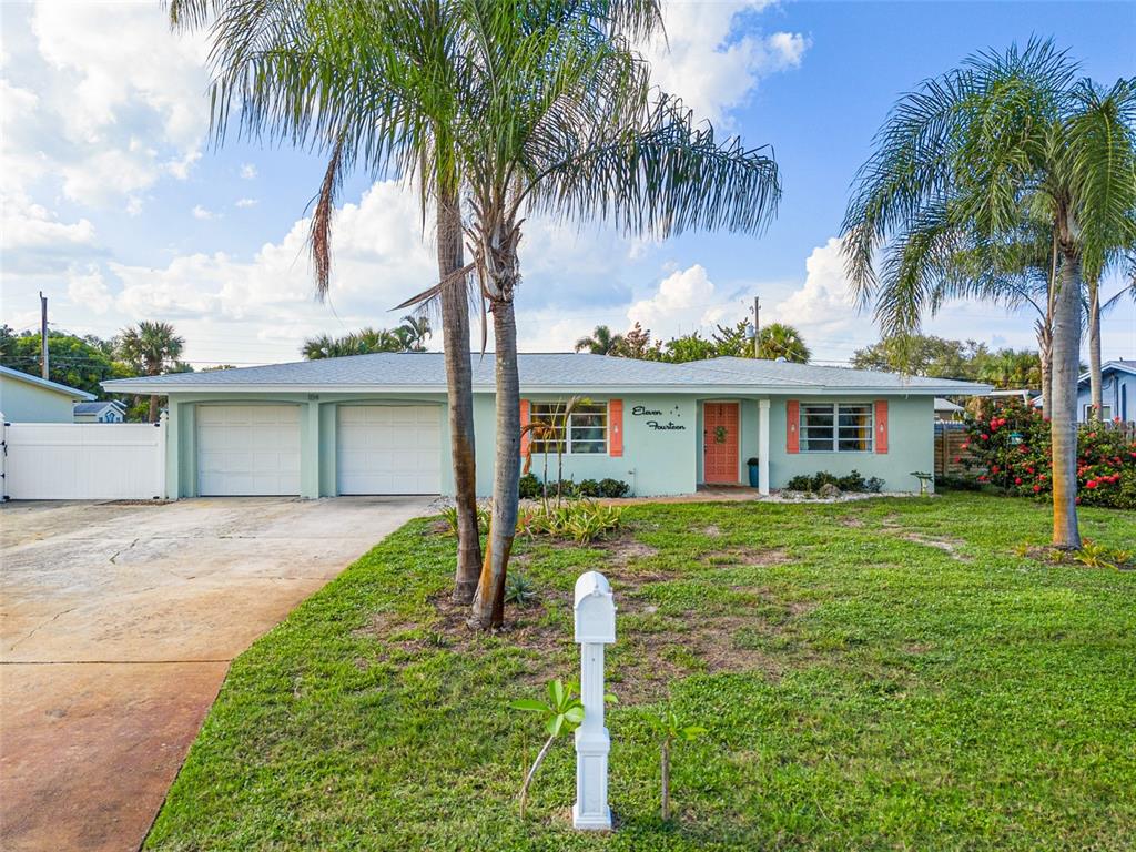 1114 SEMINOLE DRIVE