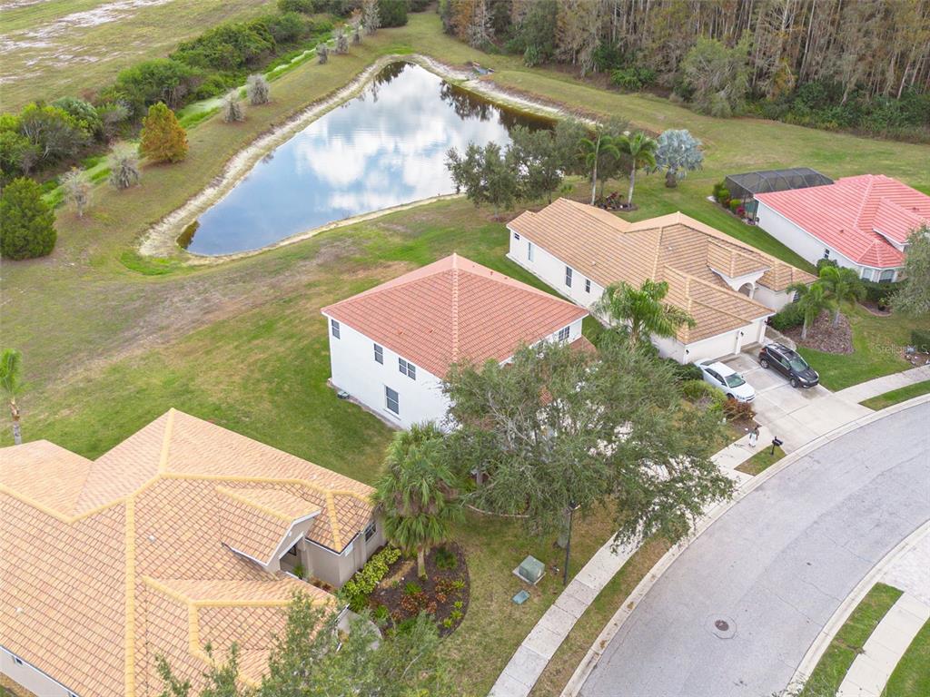 9028 WILLOWBROOK CIRCLE, BRADENTON, FL — photo 2 of 30