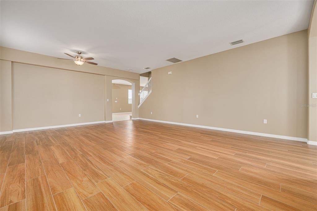 9028 WILLOWBROOK CIRCLE, BRADENTON, FL — photo 4 of 30