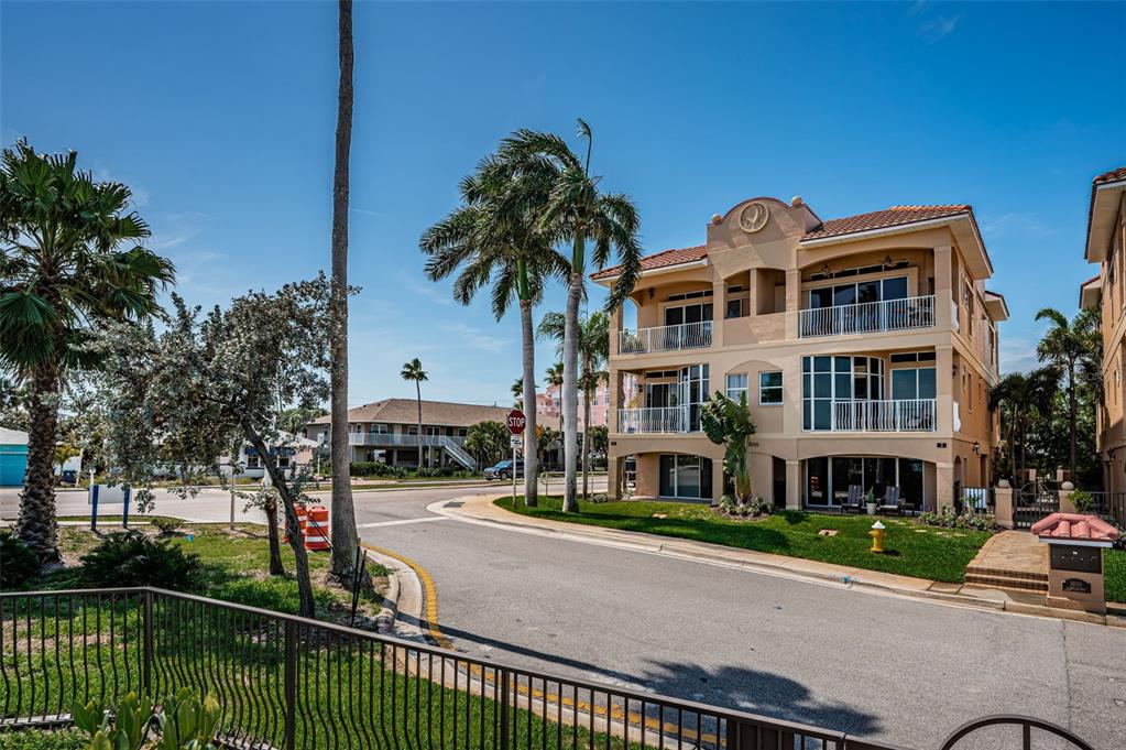 3500 E MARITANA DRIVE UNIT 3, ST PETE BEACH, FL — photo 5 of 30