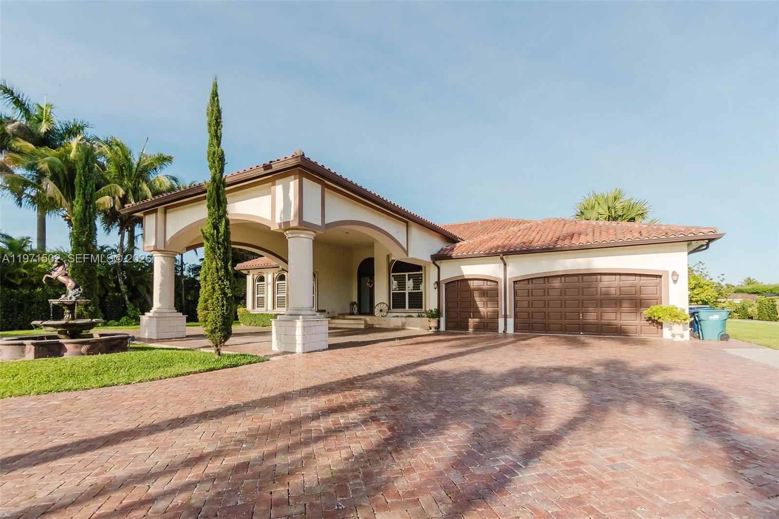 23525 SW 217th Ave, Homestead FL 33031
