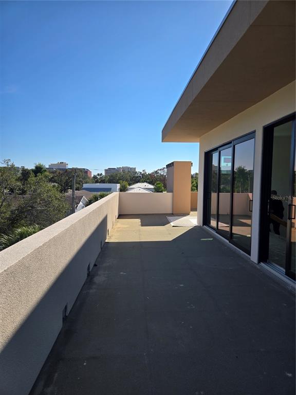1755 8TH STREET UNIT West, SARASOTA, FL — photo 5 of 11