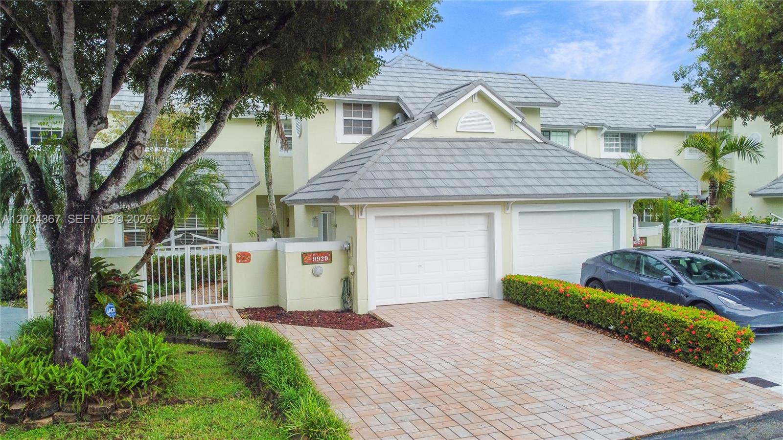 9929 NW 49th Ter, Doral FL 33178