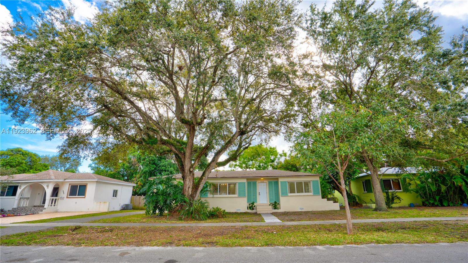 1230 NE 133rd St, North Miami FL 33161