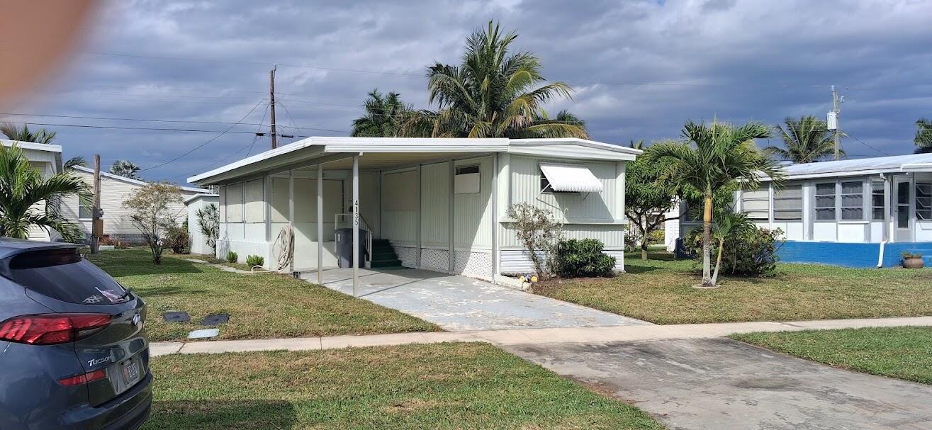 4135 Meadow View Drive, Boynton Beach FL 33436