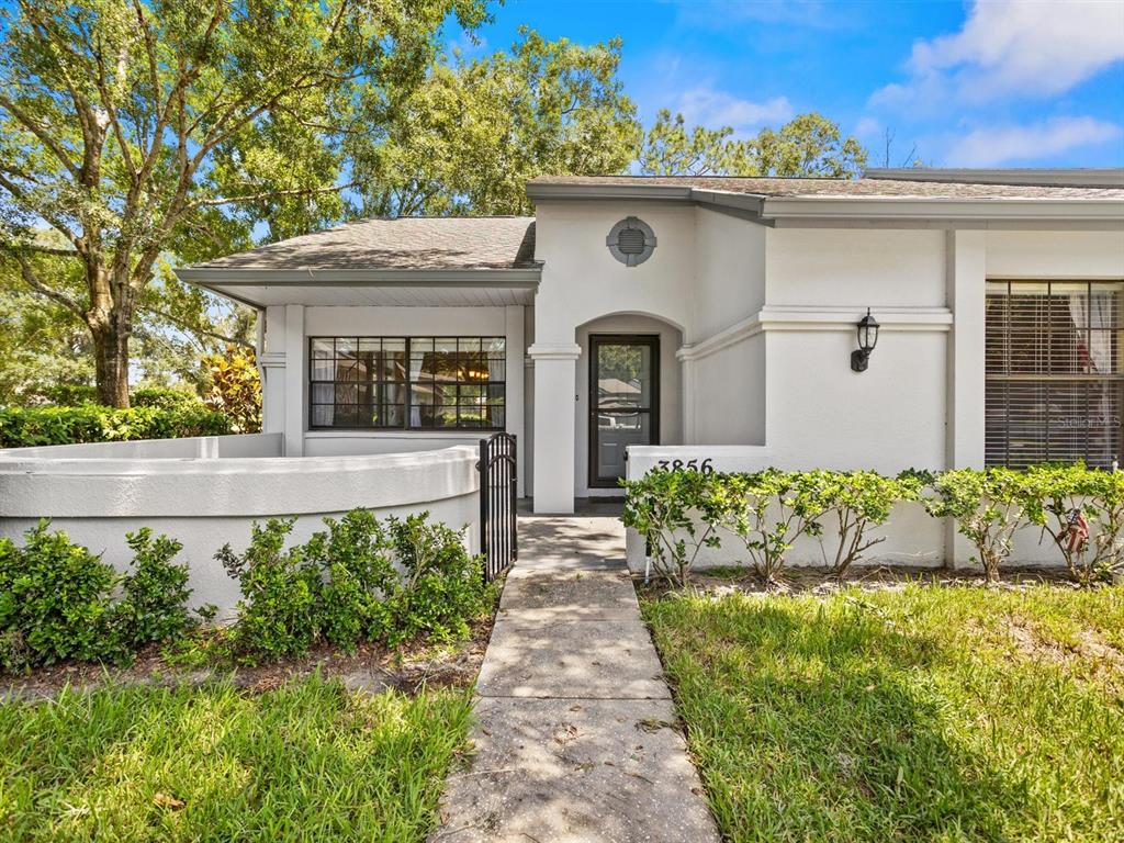 3856 GOLDFINCH COURT