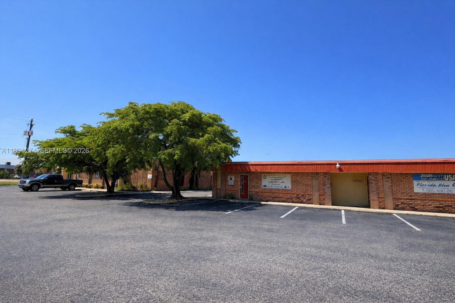 3900 Broadway, Fort Myers FL 33901