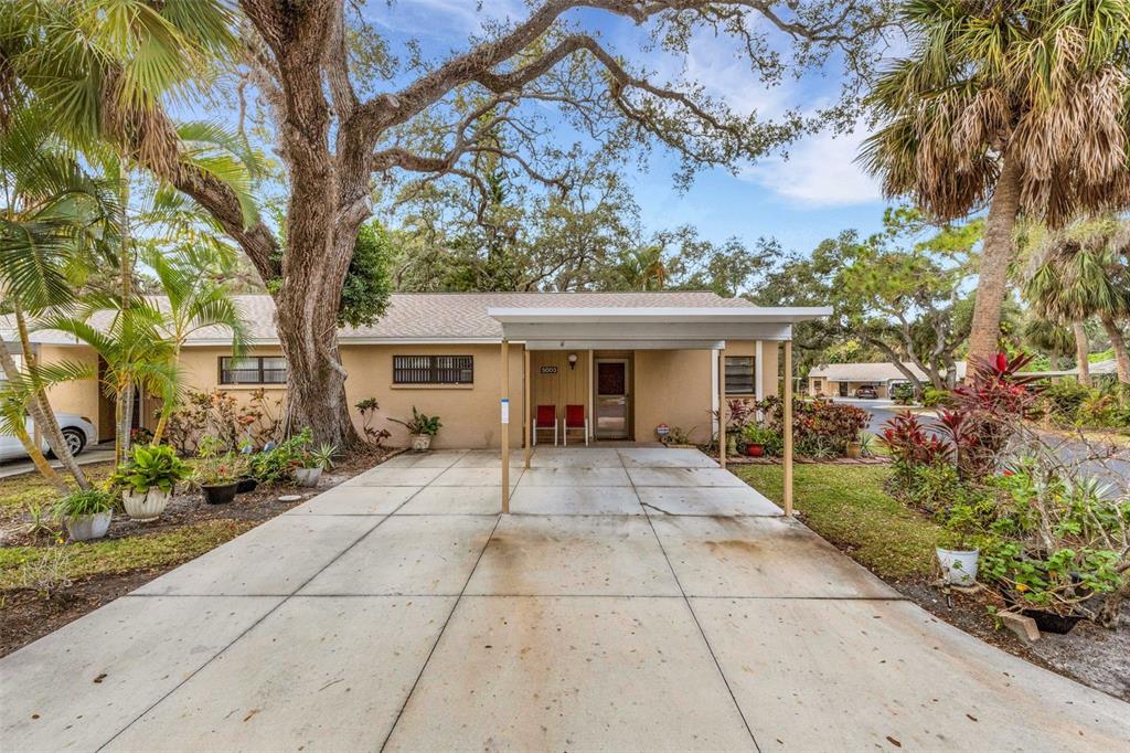 5003 VILLAGE GARDENS DRIVE UNIT 39