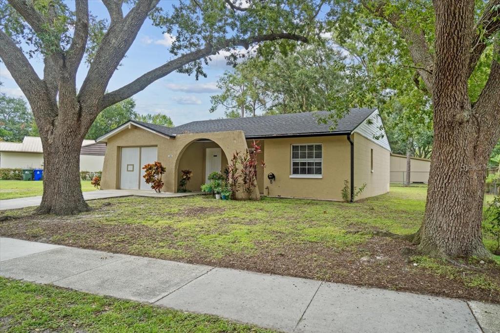 2261 CRYSTAL GROVE LANE