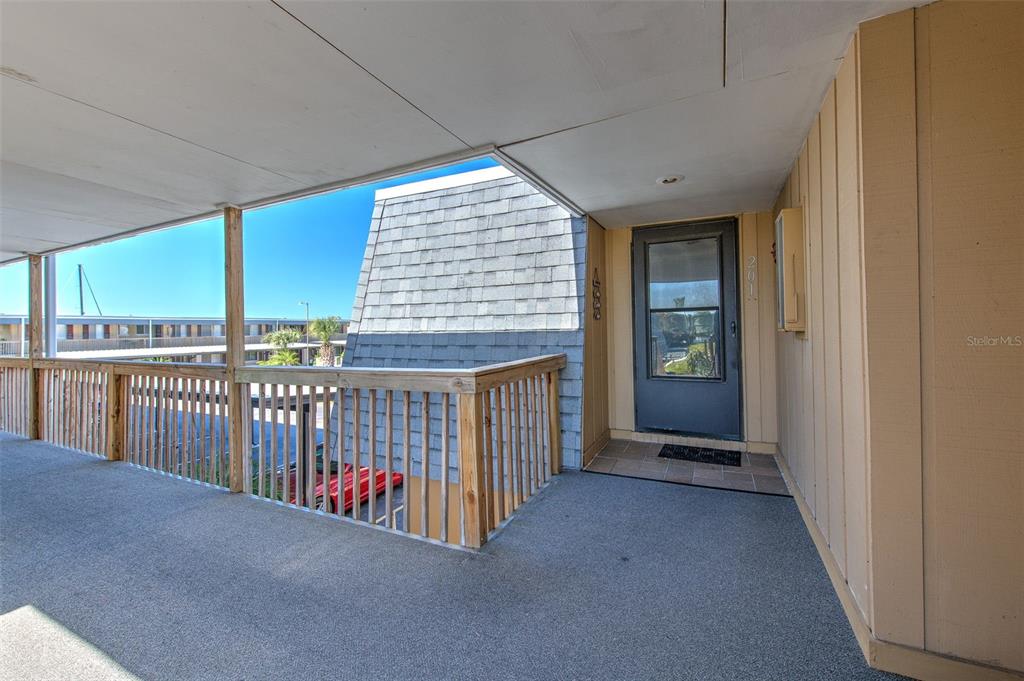 1008 APOLLO BEACH BOULEVARD UNIT 201, APOLLO BEACH, FL — photo 2 of 30