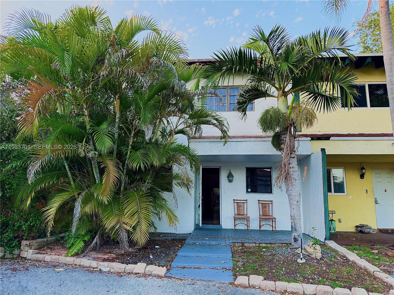 3911 Farragut St, Hollywood FL 33021