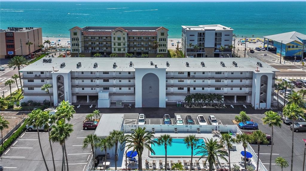 14001 GULF BOULEVARD UNIT 207